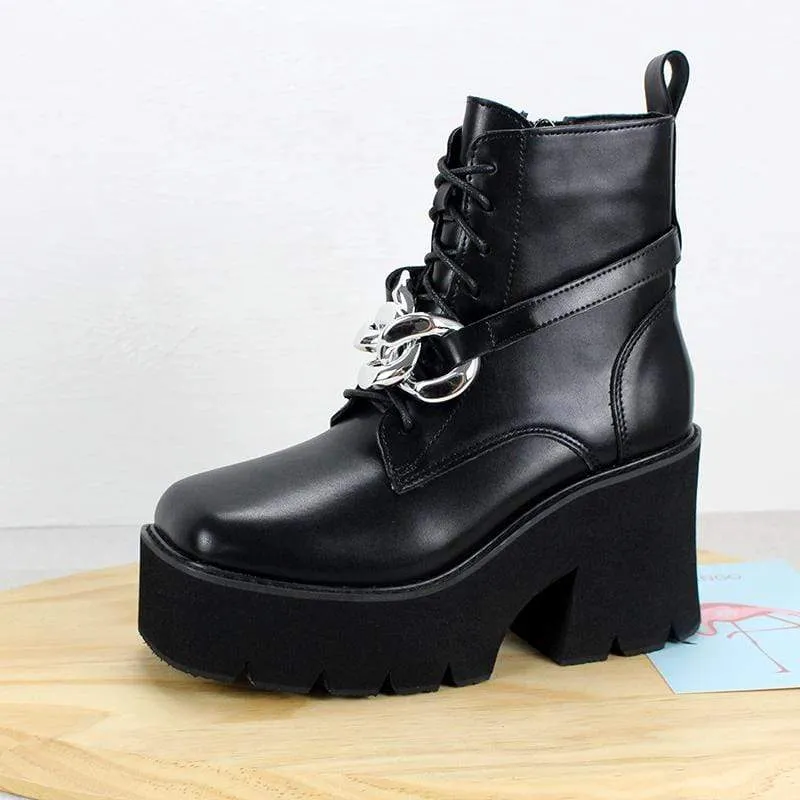 Gothic-Punk-Plateaustiefel mit eckiger Zehenpartie für Damen