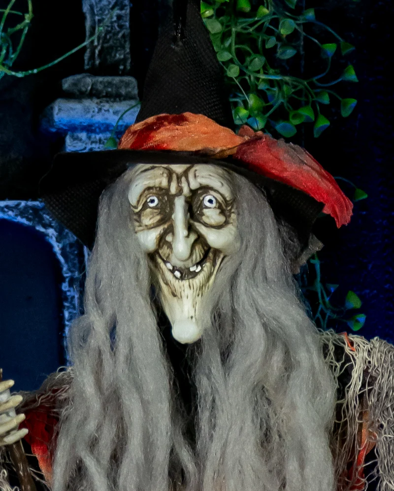 Klassische Hexe als Hängefigur 70cm