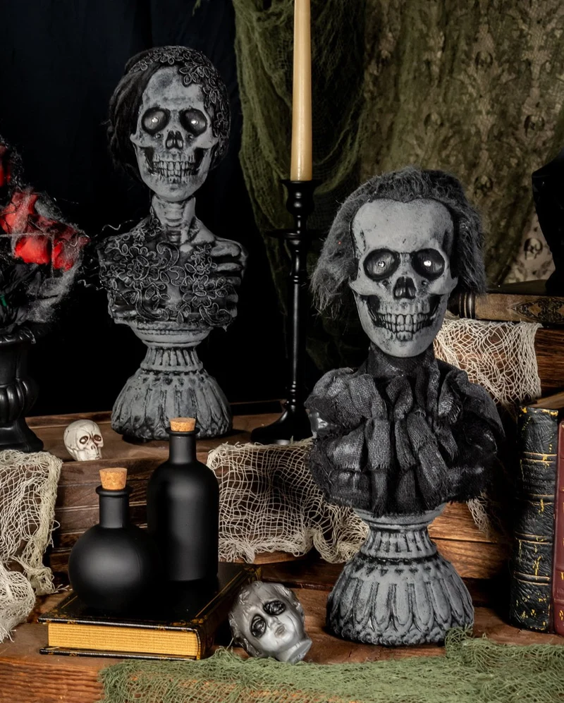 Spooky Geisterbüste "Lady Gruesome" mit Sound & Licht 38cm