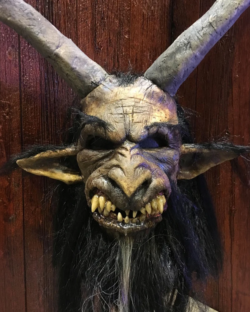 Verstörende Krampus Maske mit Hörnern
