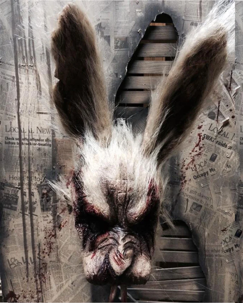 Angsteinflößende Zombie Hasenmaske