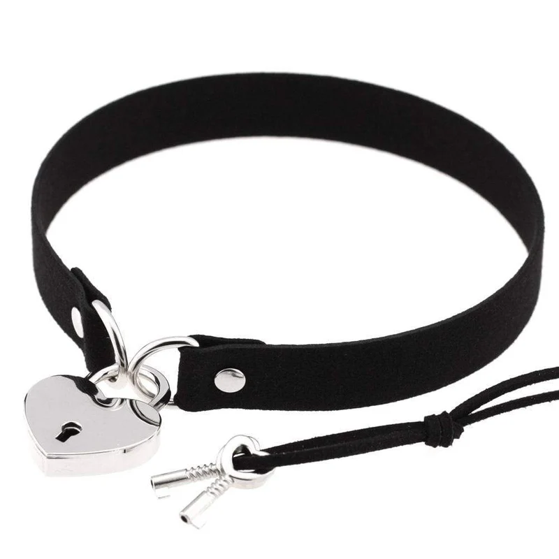 Frauen Goth Velvet Heart Lock Choker Halskette mit Schlüssel