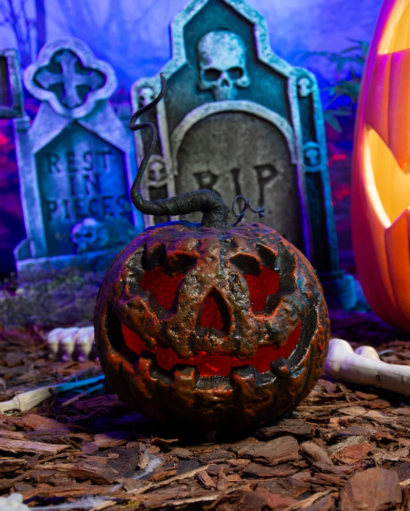 Verfaulter Halloween Kürbis mit Strunk & Beleuchtung 25cm