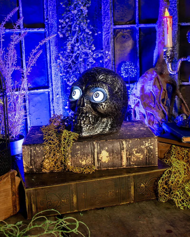 Scary Totenkopf mit Licht & Sound Effekt 16cm