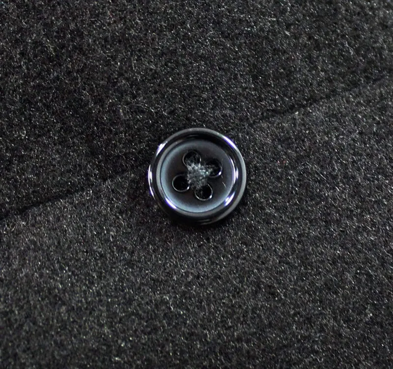 Gothic schwarze Kapuzenkleider für Damen mit abnehmbaren, flauschigen Accessoires