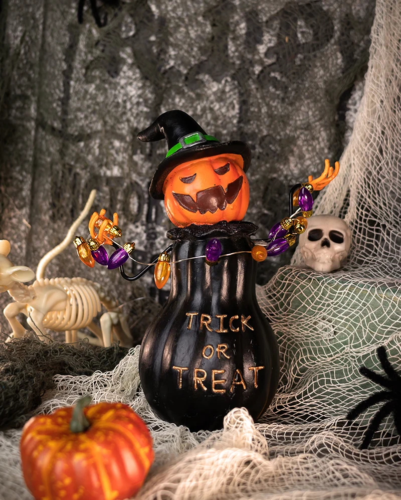 Trick or Treat Hexenkürbis Figur mit LED 20 cm