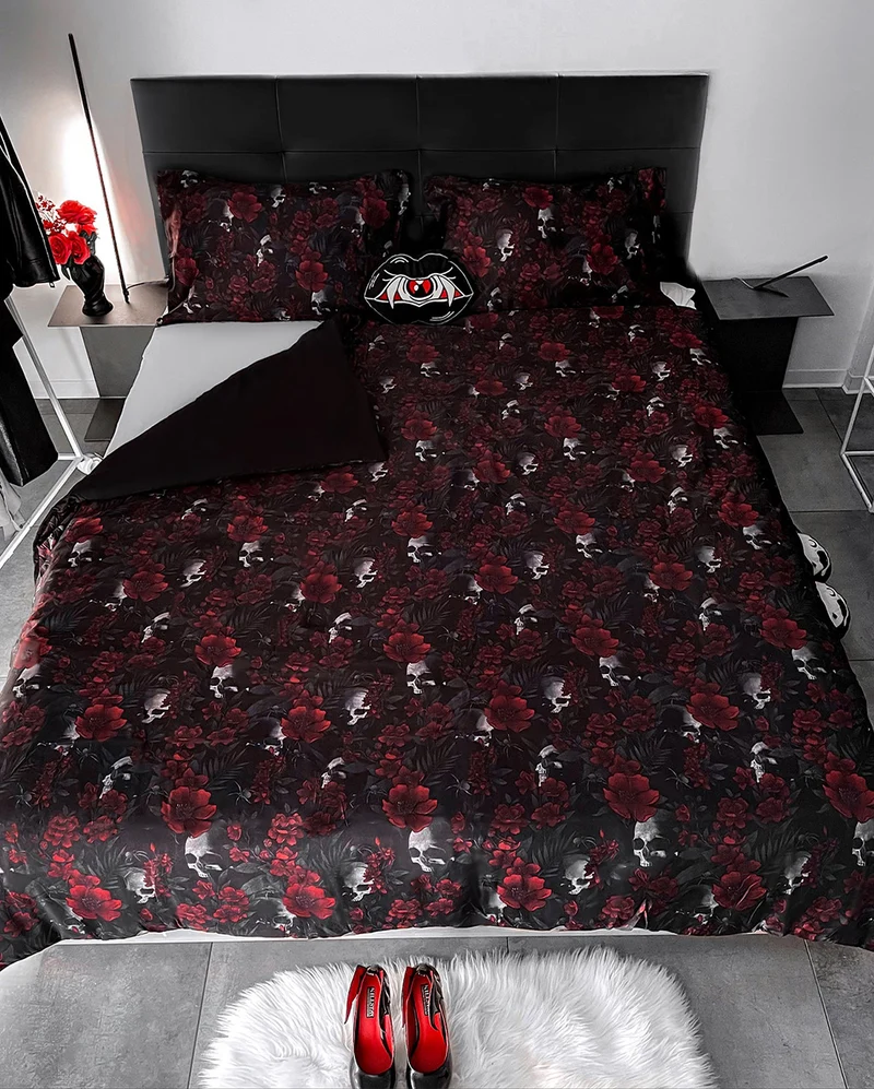 Beastie Bloom Tagesdecke KILLSTAR