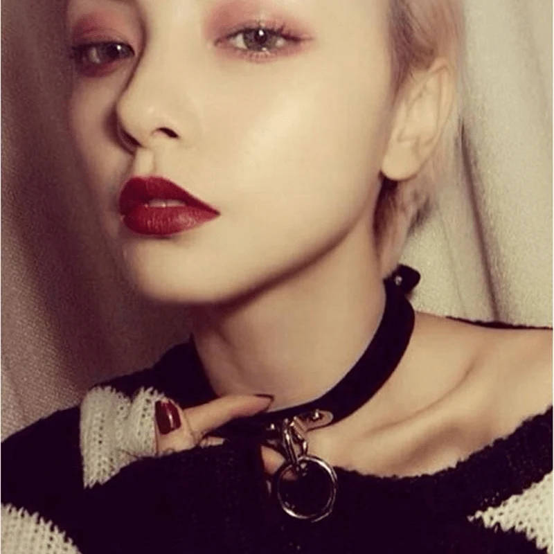 Frauen Punk Kunstleder O-Ring Choker Halskette