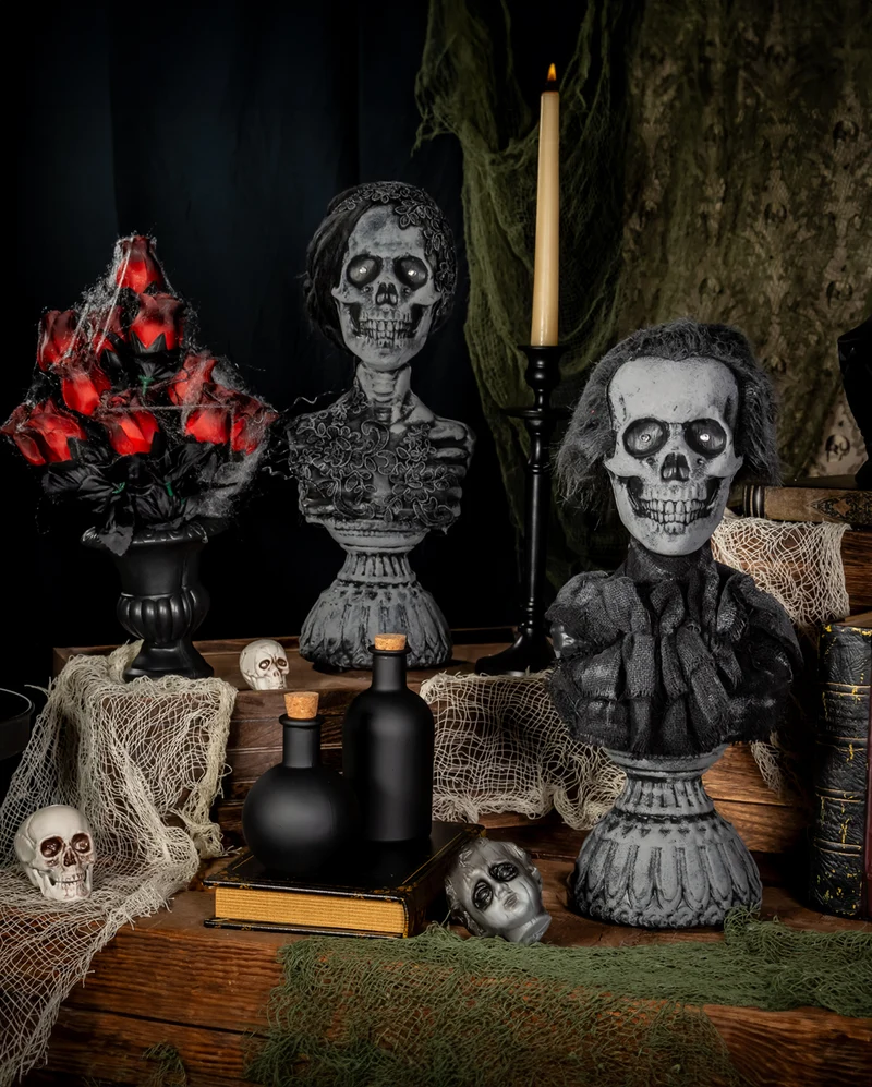 Spooky Geisterstatue "Lady Gruesome" mit Licht & Sound 38cm