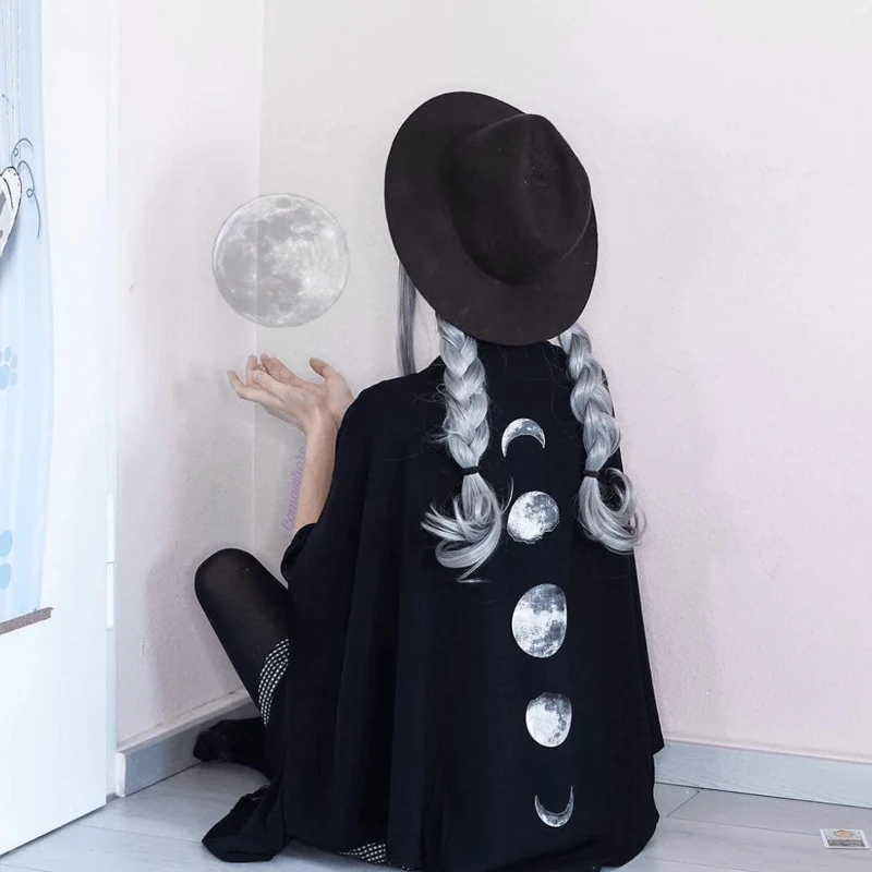Gothic-Umhang für Damen mit Mondphasenmotiv