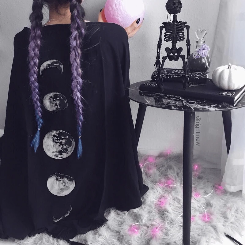Gothic-Umhang für Damen mit Mondphasenmotiv