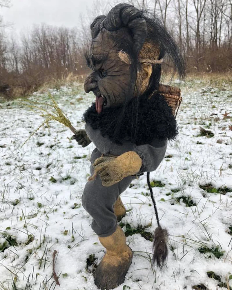 Krampus Friedhofs Puppe 50cm