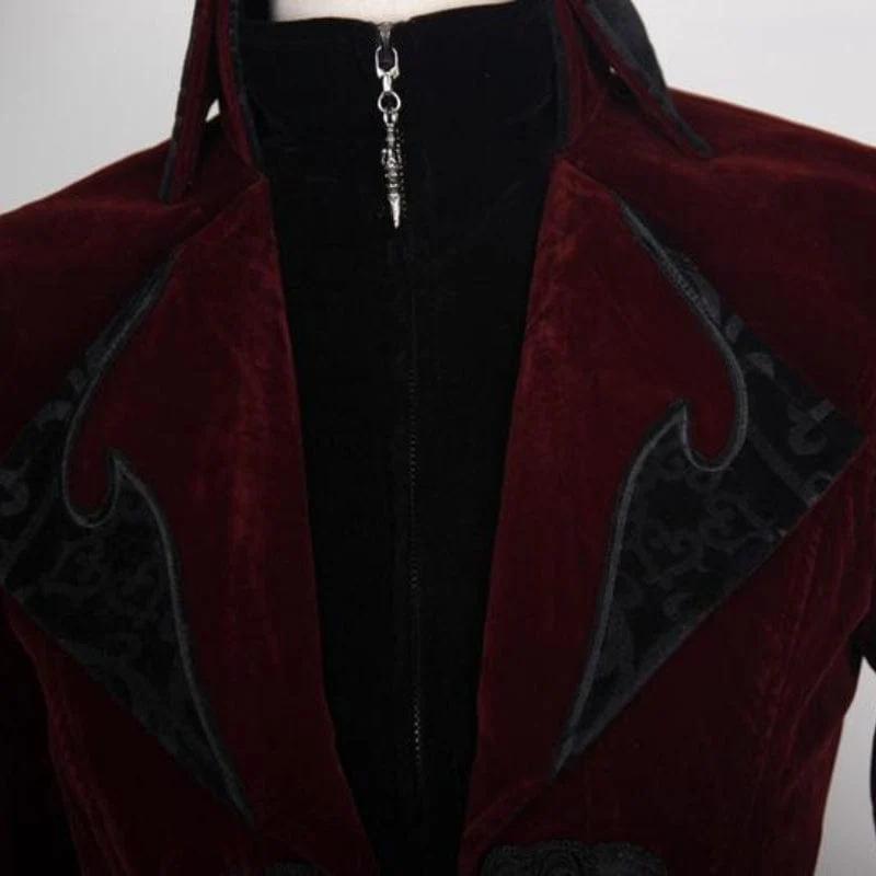Vintage Goth-Frauenmantel mit drei Knöpfen