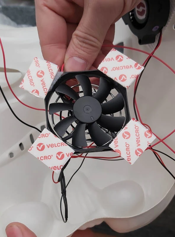 Lüfter System für Masken und Helme