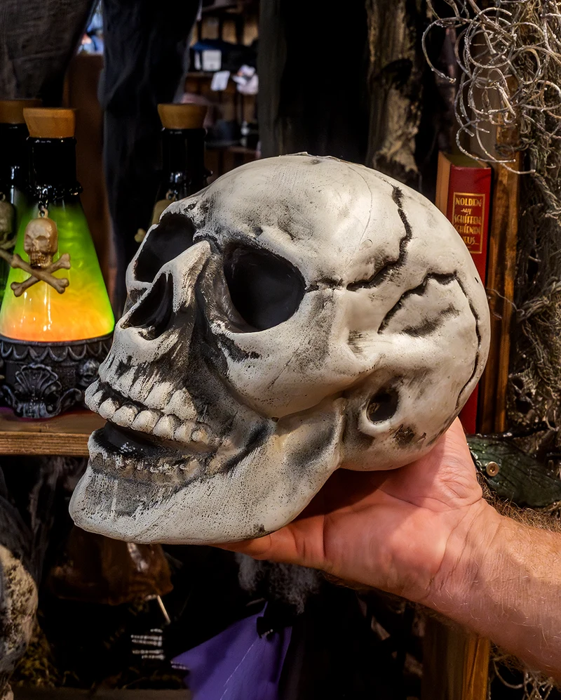Preiswerter Halloween Totenschädel 24cm