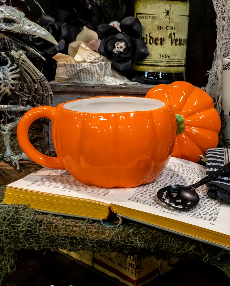 Halloween Kürbis Tasse mit Deckel 500ml