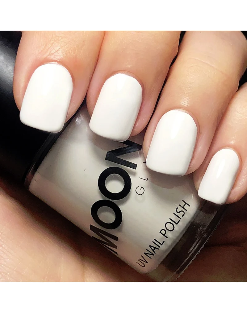 Weißer UV Nagellack