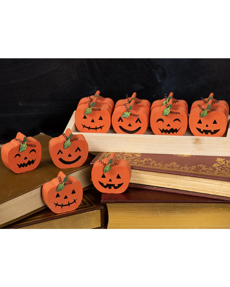 Mini Halloween Kürbis Holz Dekofigur 3cm