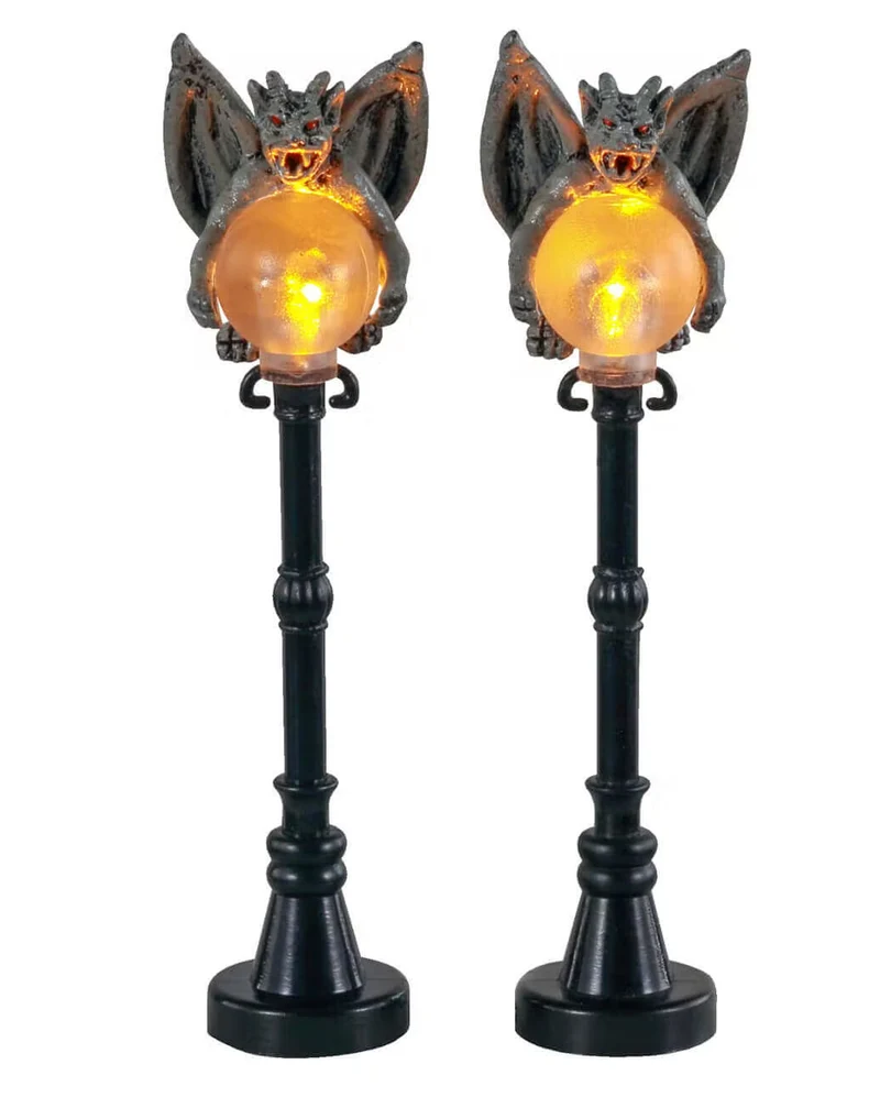 Lemax Spooky Town - Gargoyle Laternenpfahl 2er Set