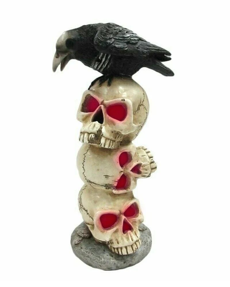 Rabe auf Totenkopf Turm mit LED Licht 29cm