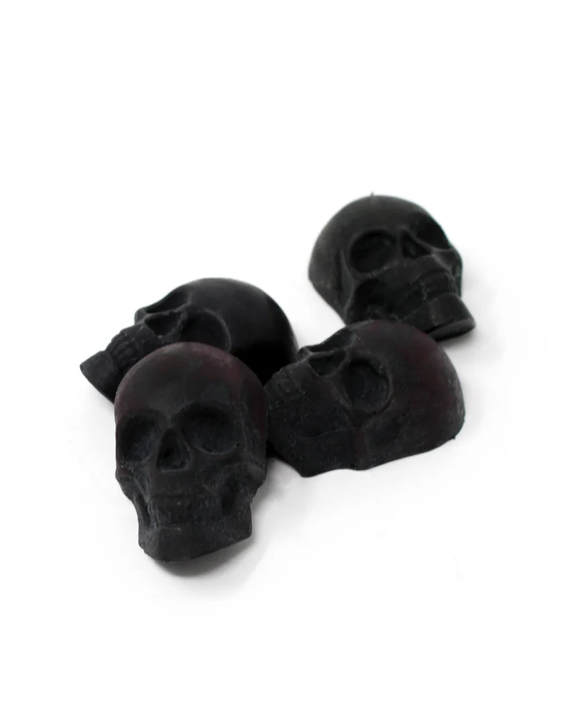 Schwarzes Totenkopf Duftwachs zum Schmelzen 4 St.