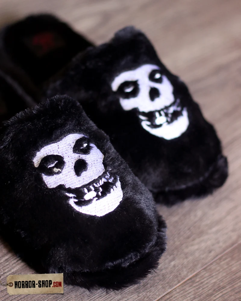 Schwarze Kreepy Kozy Misfits Plüsch Hausschuhe