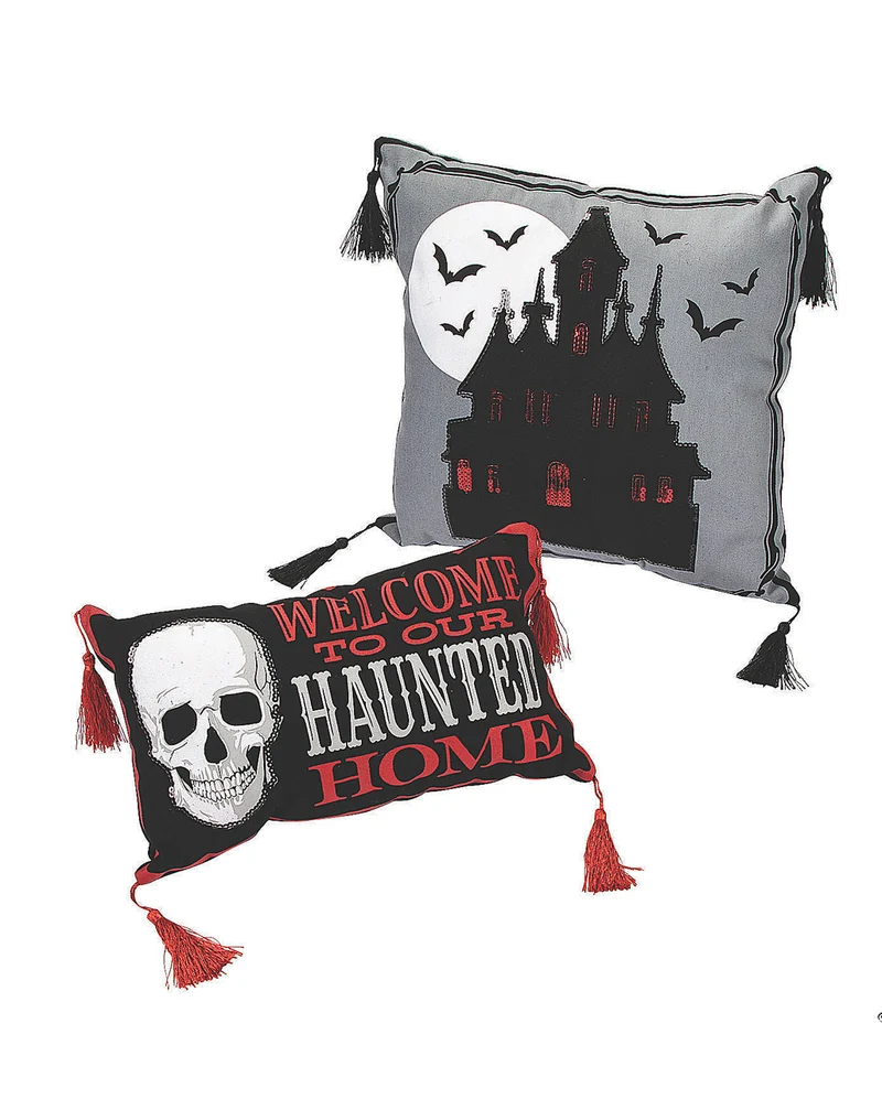 Haunted Castle Halloween Zierkissen