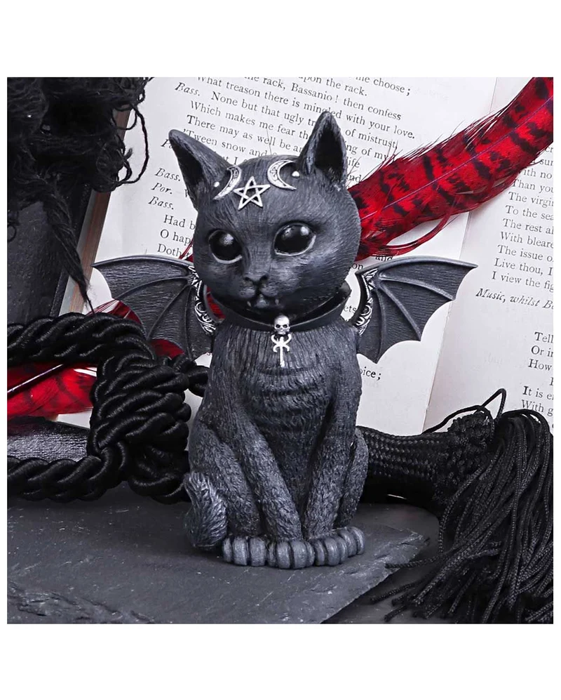 Mystische Katzenfigur mit Fledermaus Flügel