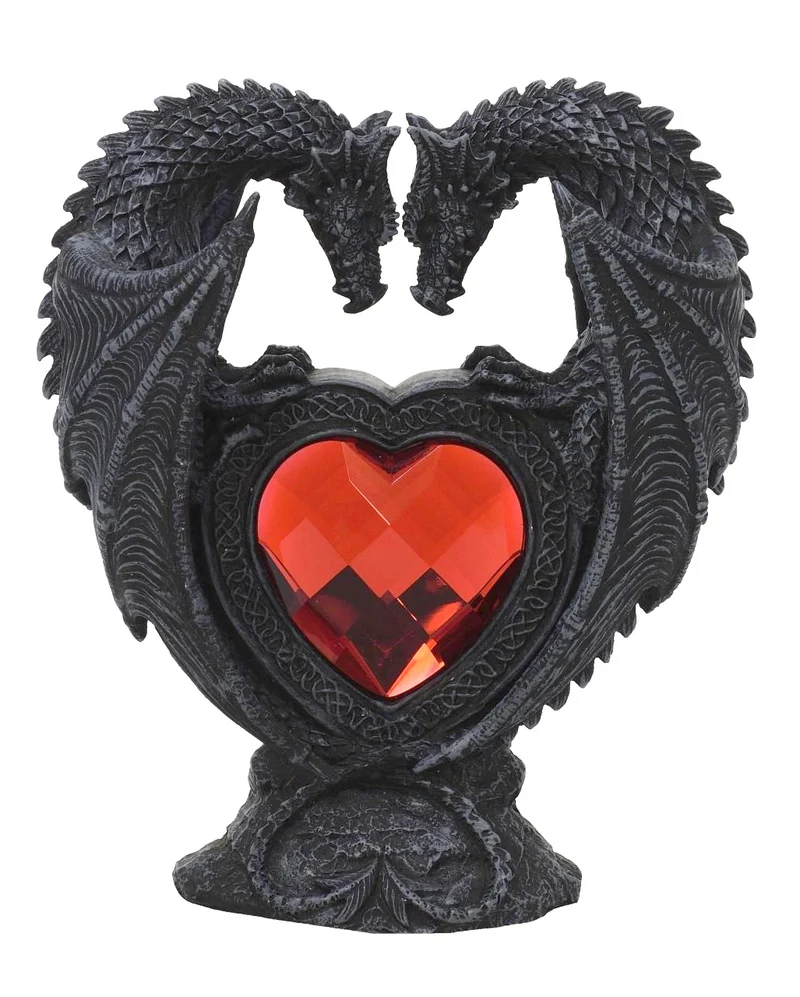 Drachen mit rotem Kristallherz