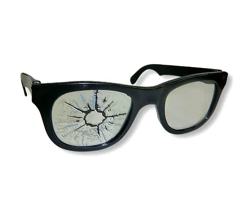 Scherzbrille mit Einschußloch